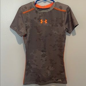 GUC UNDER ARMOUR COMPRESSION SHIRT SIZE YXS